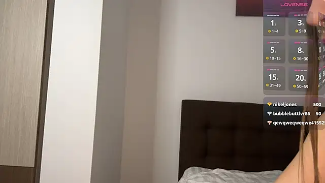 Chatroom XXX en direct de EvaRenard