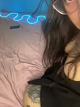 Mizztikaa Live XXX-chat