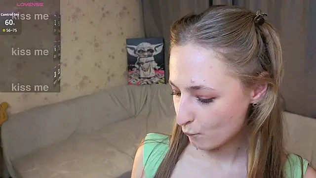 Lainaevadita Live XXX-Chat