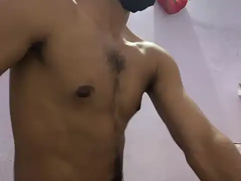 Webkamerová show OooYessboyy