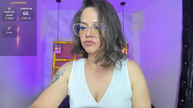 Luciifeer_'s Live XXX Chat