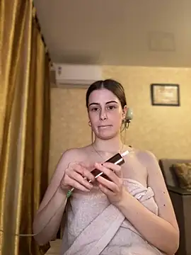 Sofi_Sofa's Live XXX Chat