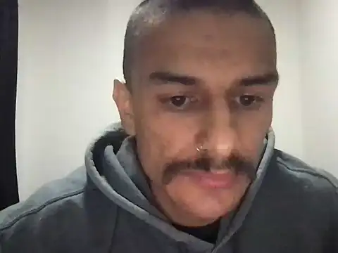 HorrorotikA ওয়েবক্যাম শো