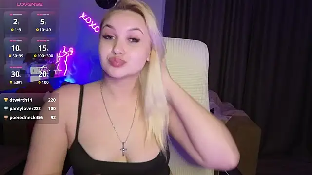 adrelaxina's Live XXX Chat