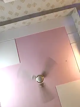 Chat +18 de Anchal-8798 ao vivo