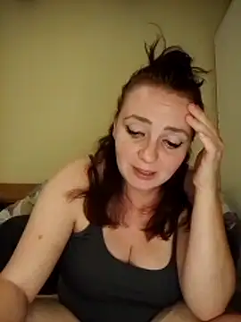 Bella-MonroeのライブXXXチャット