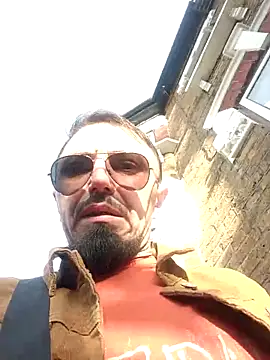 Chat XXX ao vivo de ClonicKaaba