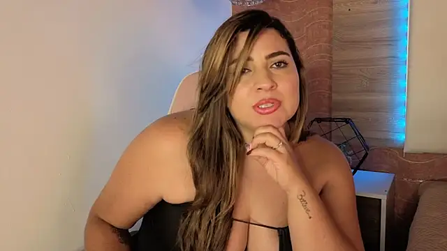 AgnesIvanova's Live XXX Chat