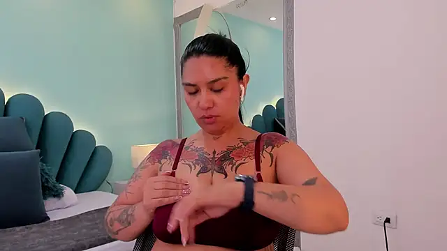 Czat XXX na żywo – sharlott18