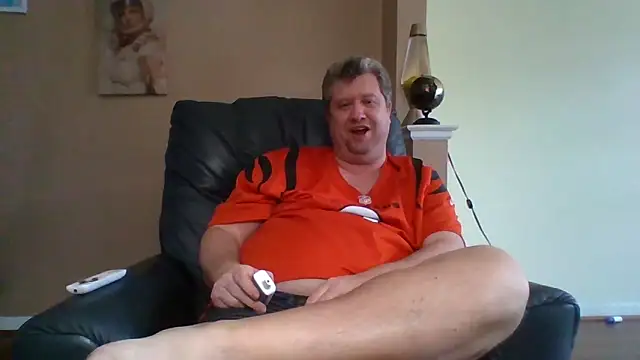 Chat XXX en directo de Single_White_Male