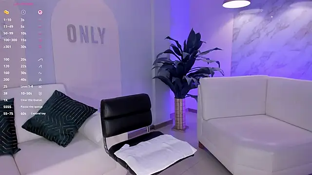 LizzHamilton__ Chat XXX in diretta