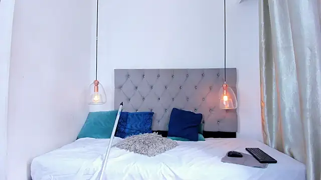 your_d0ll1's Webcam Show