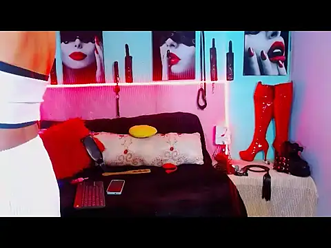 mylygrey Adlı Modelin Canlı XXX Sohbeti