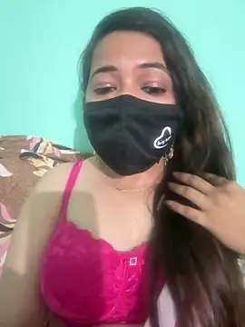 Baby_doll_sunny: διαδικτυακό σόου στην κάμερα