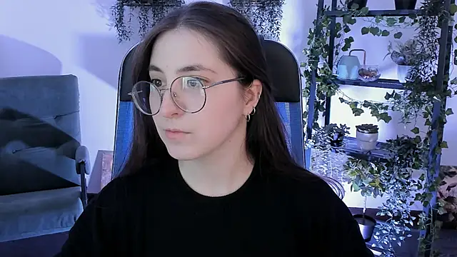 VirtuallVoyant Live XXX-chat