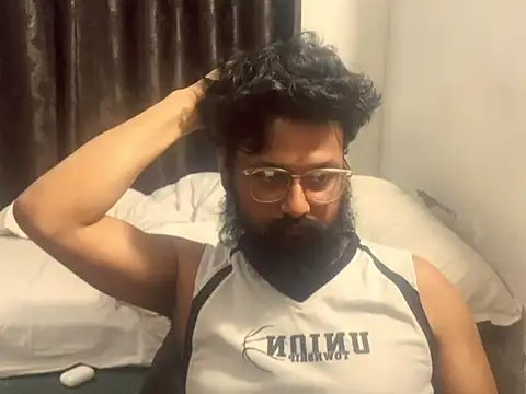 Dollseye: απευθείας  συνομιλία ΧΧΧ