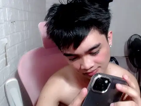 Chat +18 de Sky_hot123 ao vivo