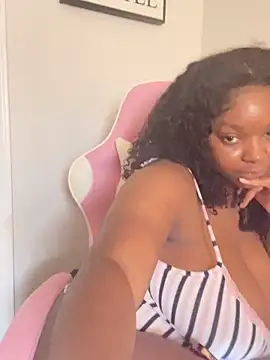 Fxncymuse Show in webcam