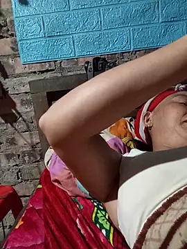 Chatroom XXX en direct de lena-cute