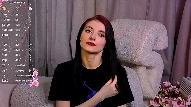 NicoleLuxe's Live XXX Chat