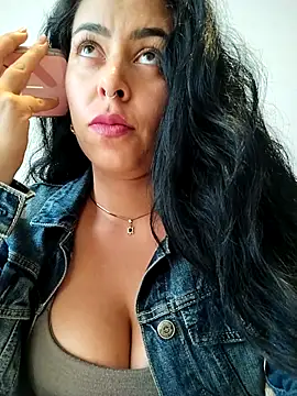 Luianna: απευθείας συνομιλία ΧΧΧ