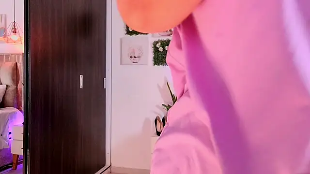 Dulce_Morrys Chat XXX live