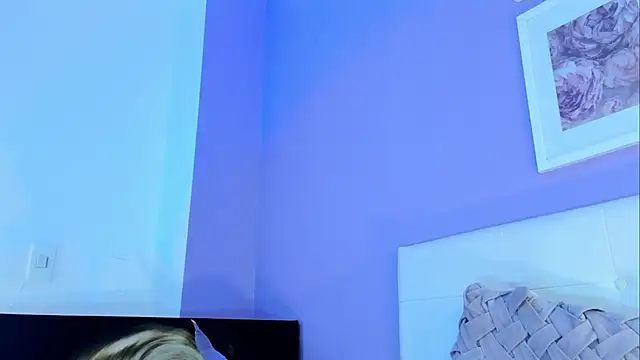 Charlotte11-11 Chat XXX live