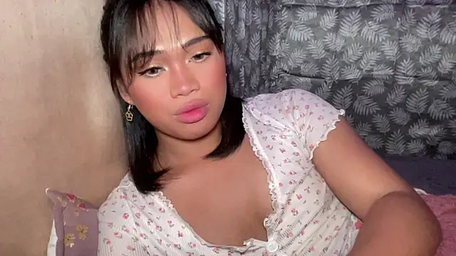 Exotic_alyssa69 Adlı Modelin Canlı XXX Sohbeti