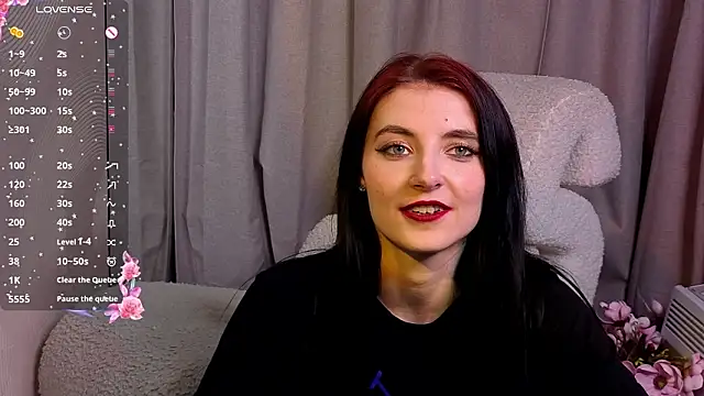 NicoleLuxe Chat XXX in diretta