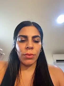 valecruz903 live XXX chat