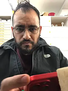 leonardohot1987 Chat XXX in diretta