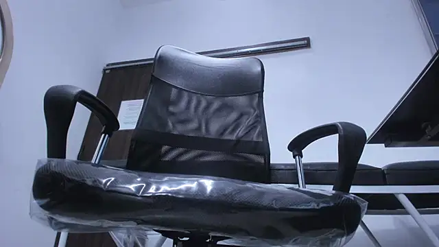 แชท XXX สดของ LeilaSmith_