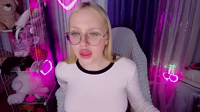 แชท XXX สดของ CeaneLino