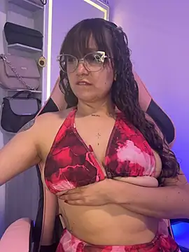 Pinkvixen69 live XXX chat