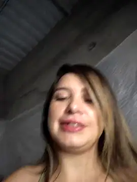 Charlott_smi Chat XXX in diretta