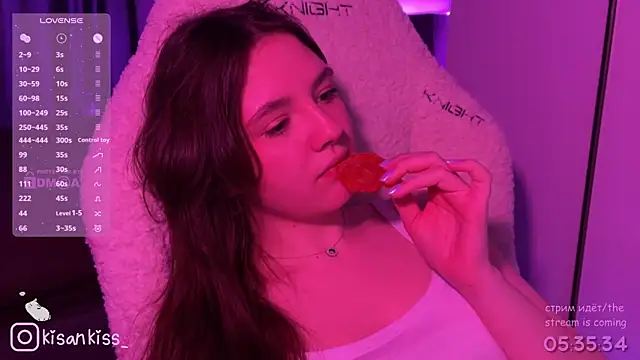 kisankiss live XXX chat