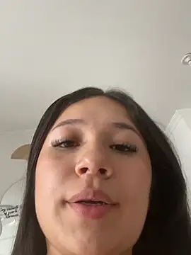 Dulce_maria3t Chat XXX in diretta