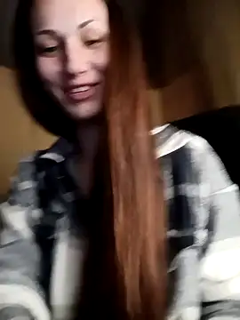 LunaCrystall live XXX chat