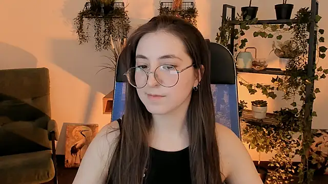 VirtuallVoyant's Live XXX Chat