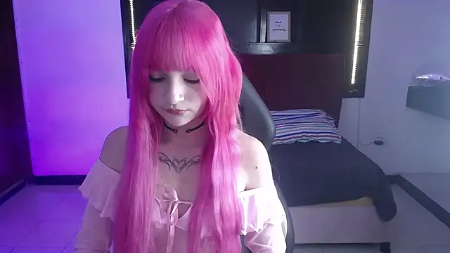 _Charlotte_Collins_ Live XXX-chat