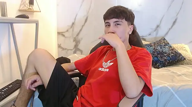 XanderGrey8's Live XXX Chat