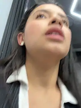 Онлайн чат XXX Miss_Bella_Flame