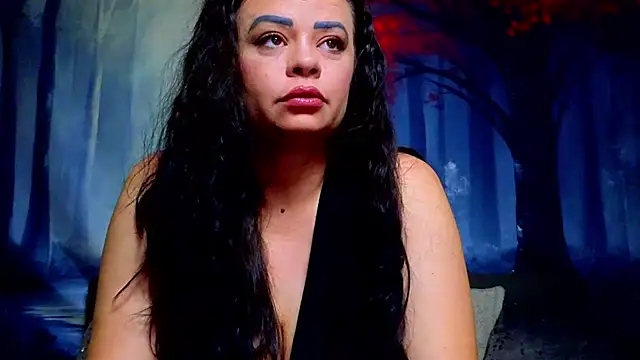 ElizabethEven Chat XXX live