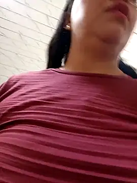 Czat XXX na żywo – Dirty-Momm-Divorced-Hot