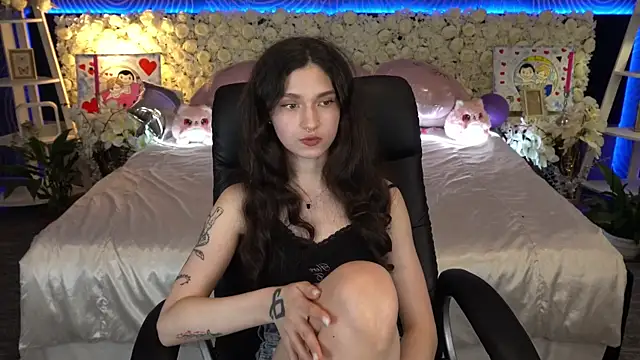 BabyFlowerr Adlı Modelin Canlı XXX Sohbeti