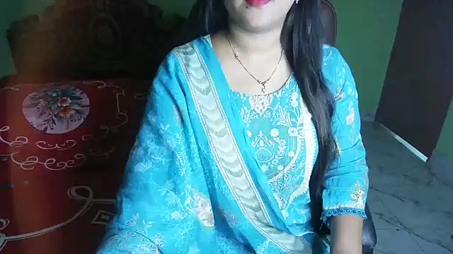 BengaliQueenStarのライブXXXチャット