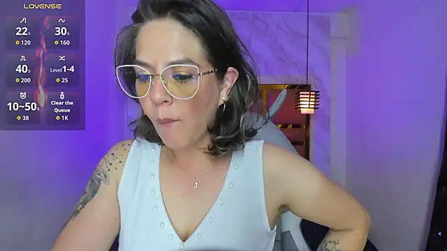 Luciifeer_'s Live XXX Chat