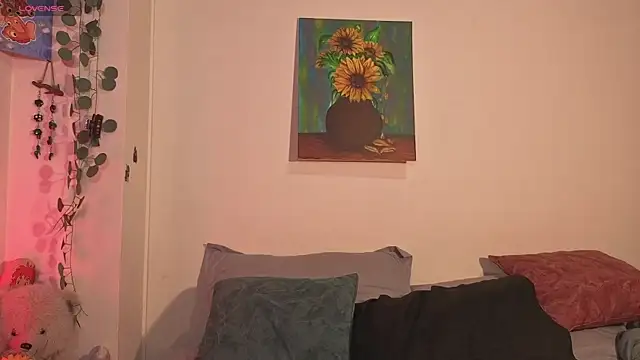 GaiaJoness Chat XXX in diretta