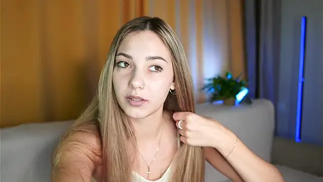 Chat XXX en directo de angel_lin