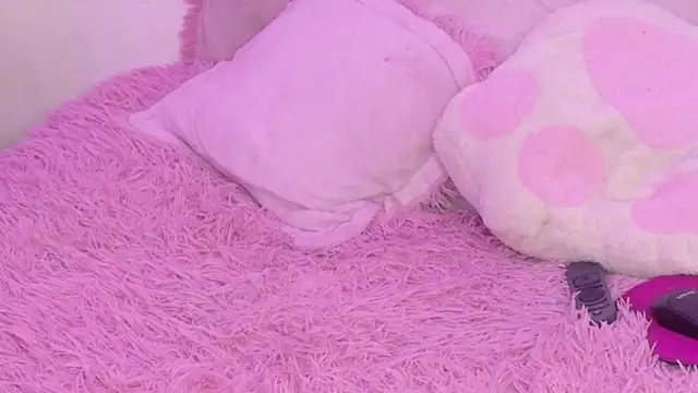 Sachi_Meow Adlı Modelin Canlı XXX Sohbeti